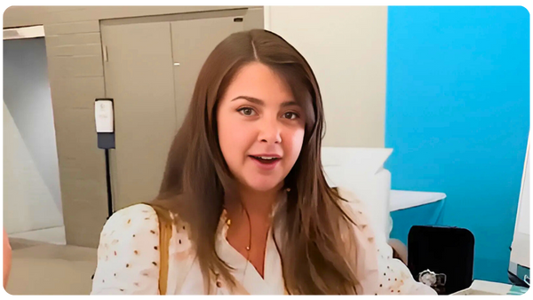 Nothing Compares: Why Jewels by Marena Loves GemLightbox for Video & Photo Quality