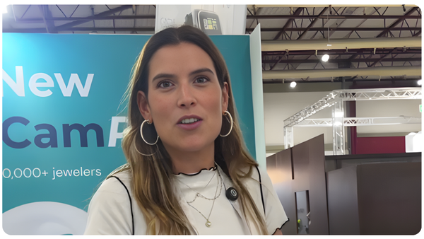 How a Leading Jewelry Brand in Portugal Streamlines Collection Photography with GemLightbox