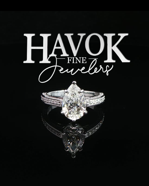 Havoc Fine Jewelers jewelry captured with GemLightbox Pro Eclipse
