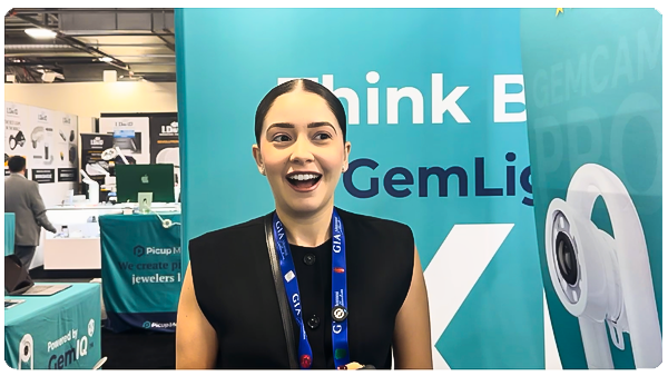 Samantha, Fine Jewelry & Engagement Ring Seller